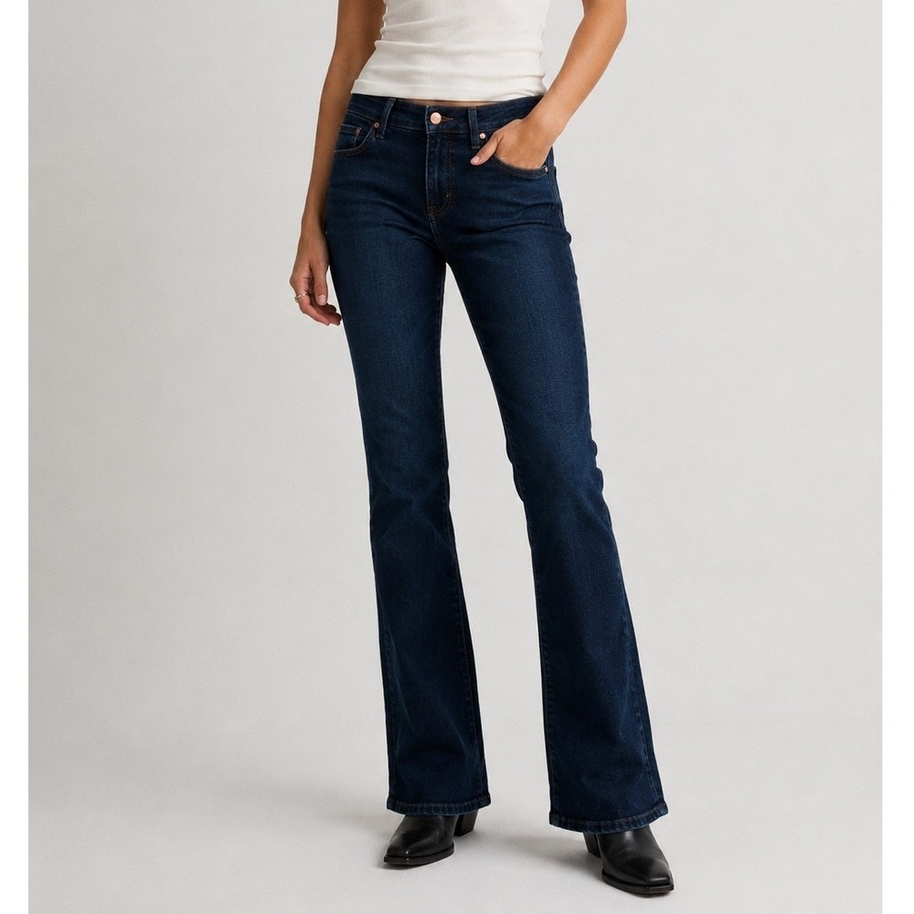 Signature Levi Strauss Bootcut Jeans Womens 14 Dark Blue Denim Stretch Flare